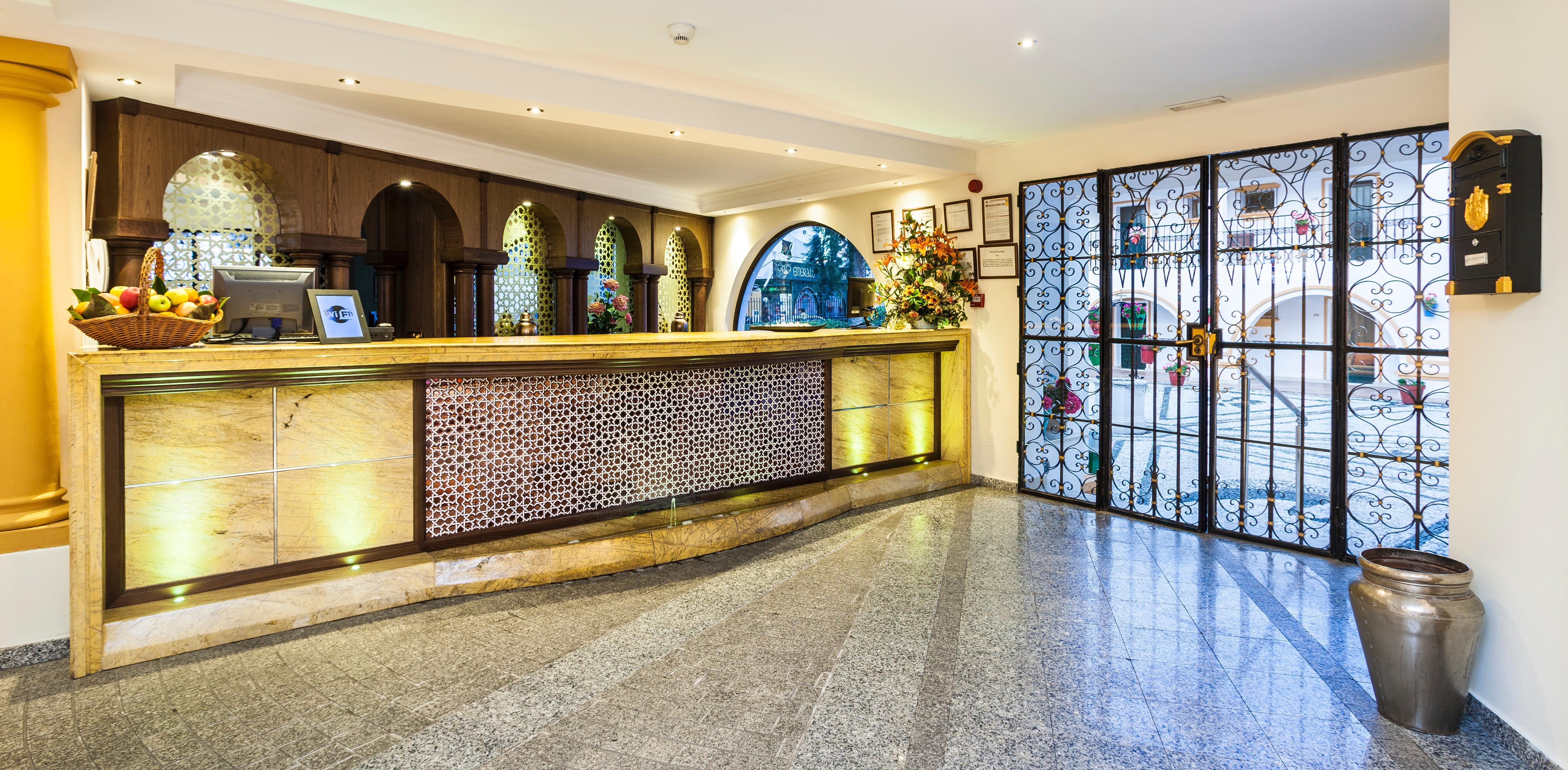 Globales Cortijo Blanco Hotell Marbella Exteriör bild