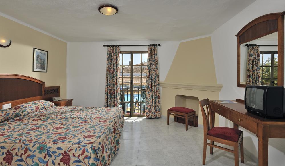 Globales Cortijo Blanco Hotell Marbella Exteriör bild